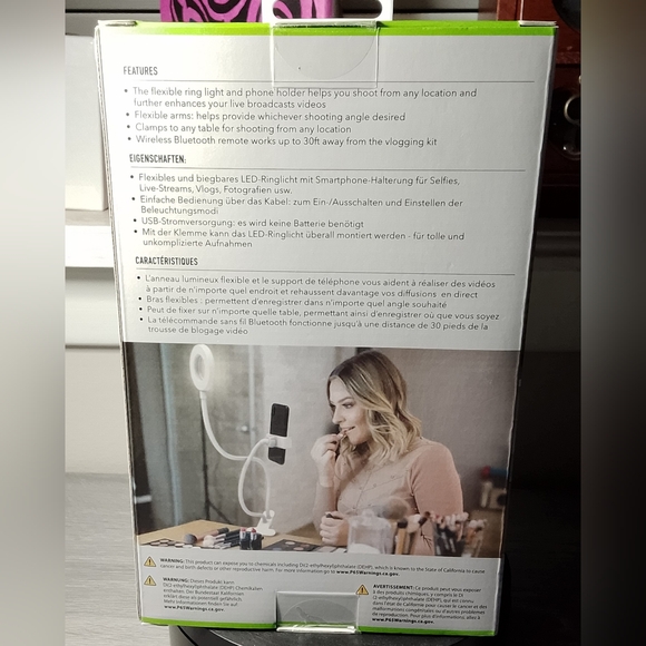 Vlogging Kit with LED Ring Light and Phone Holder - White - Picture 2 of 3